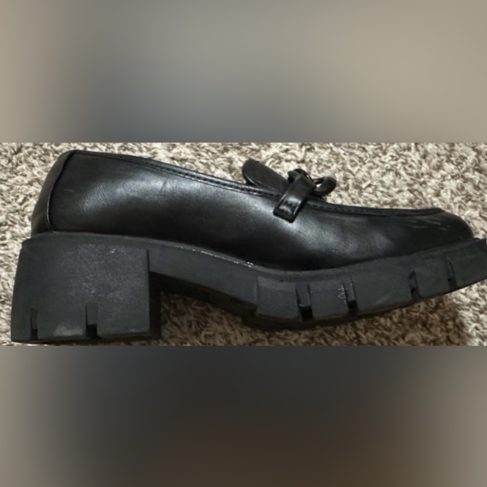 Madden NYC Loafers Sz 11 Chunky Black Platform Chain Y2K Gothic
Academia Classic - Picture 6 of 8